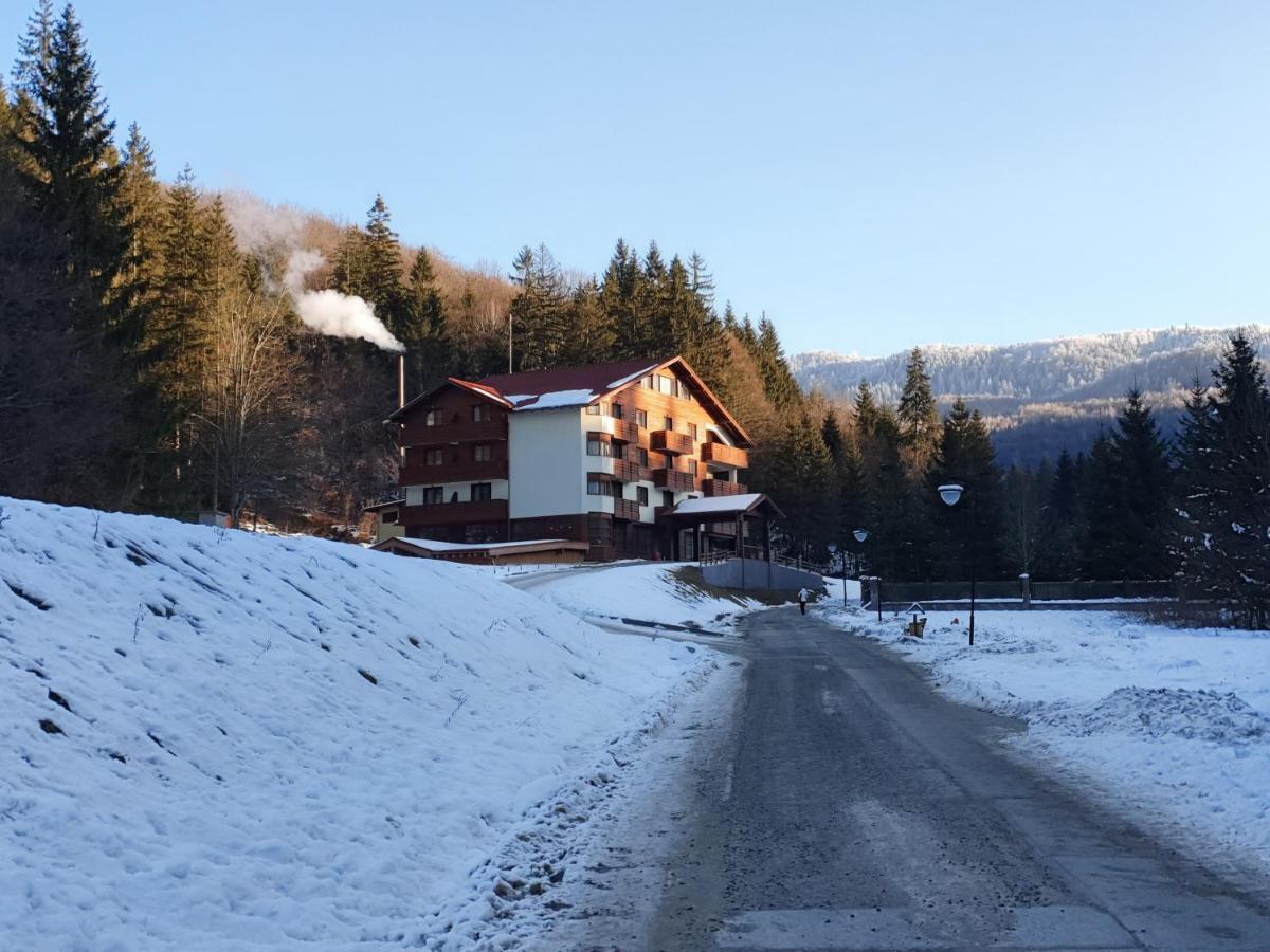 Monte Cervo Bio Hotel & Spa 코바스나 외부 사진